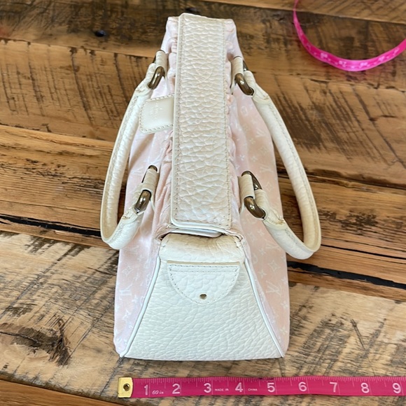 LV - Louis Vuitton Mini Lin Trapeze Baby Pink Canvas Handbag - Picture 16 of 16